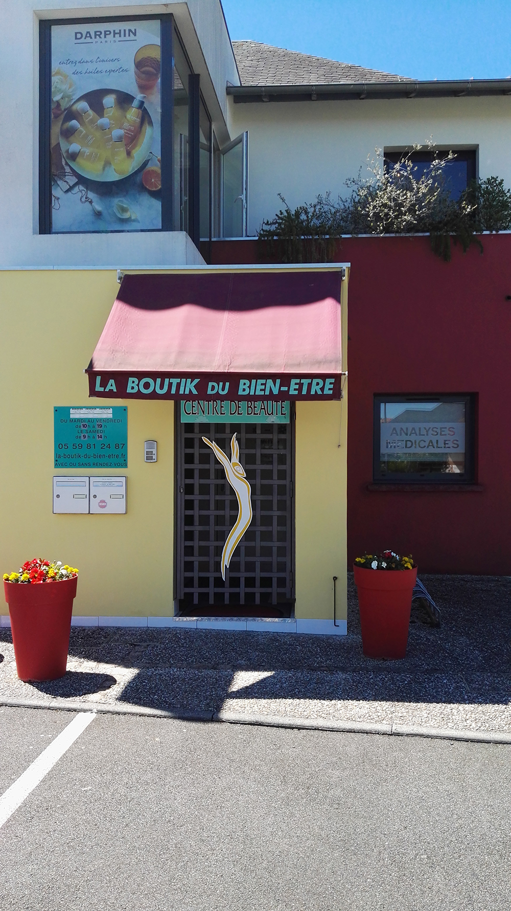 INSTITUT DE BEAUTÉ À LESCAR